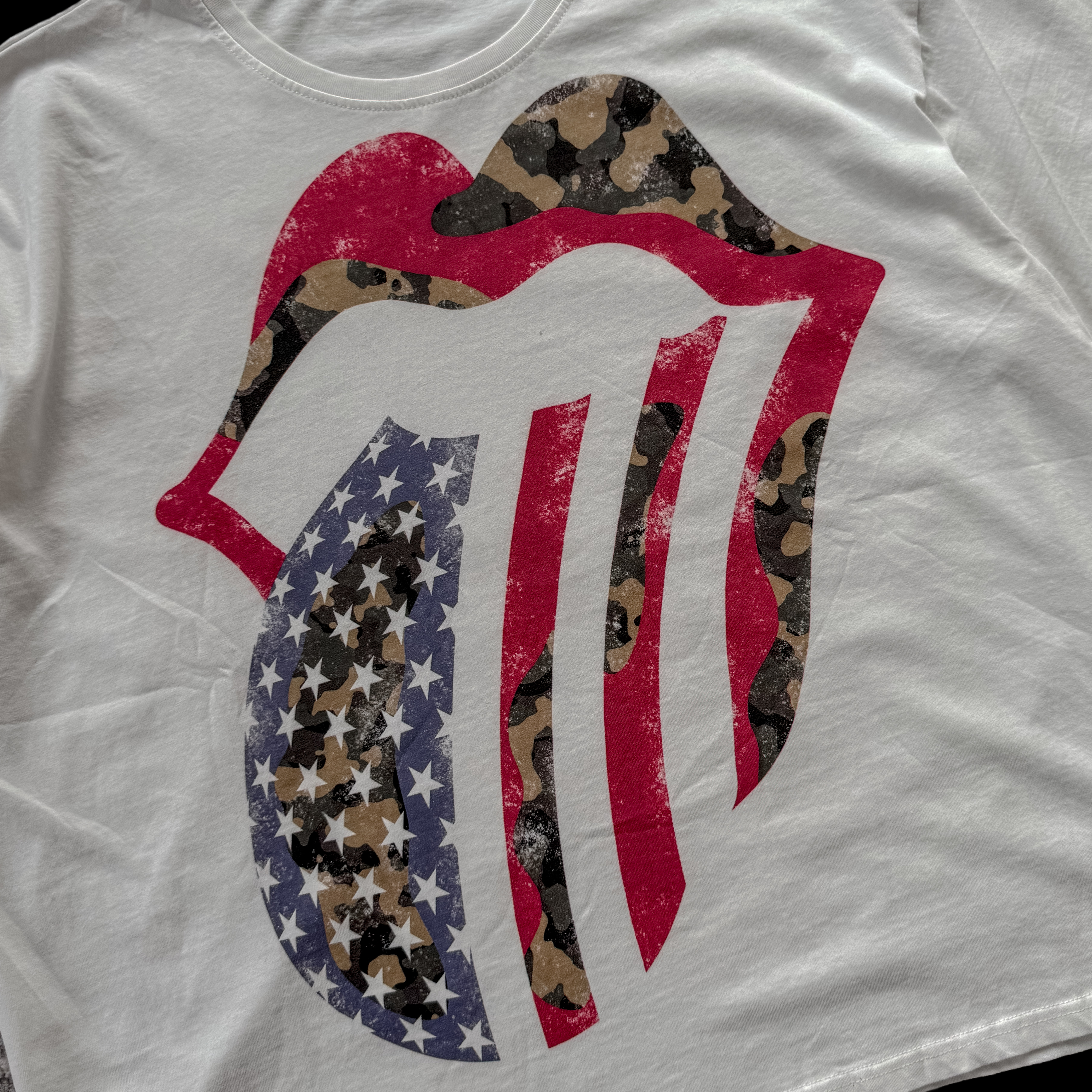 USA & Camo Lips T-shirt
